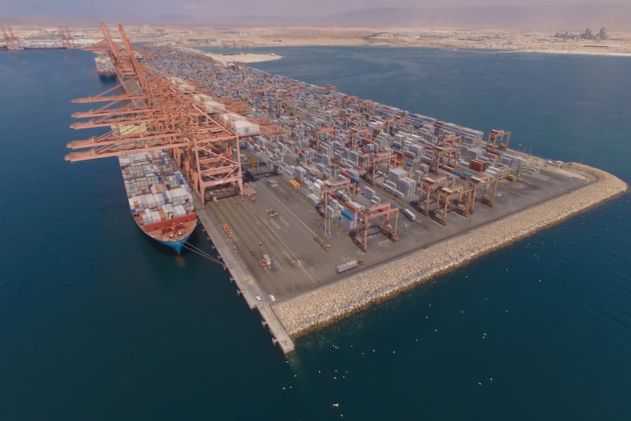 ميناء صلالة يكشف عن أرباح تاريخية: النسبة تجاوزت 200٪ مع إستراتيجيات مرنة لمواجهة أزمات الملاحة