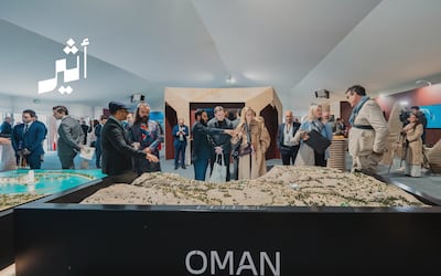 منها مستشفى في مدينة السلطان هيثم ومزرعة للزيتون في صلالة: الإسكان توقع اتفاقيات وشراكات إستراتيجية في مهرجان عالمي